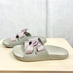 Chaco Women's Slide Sandals in Light Gray and Pale Pink